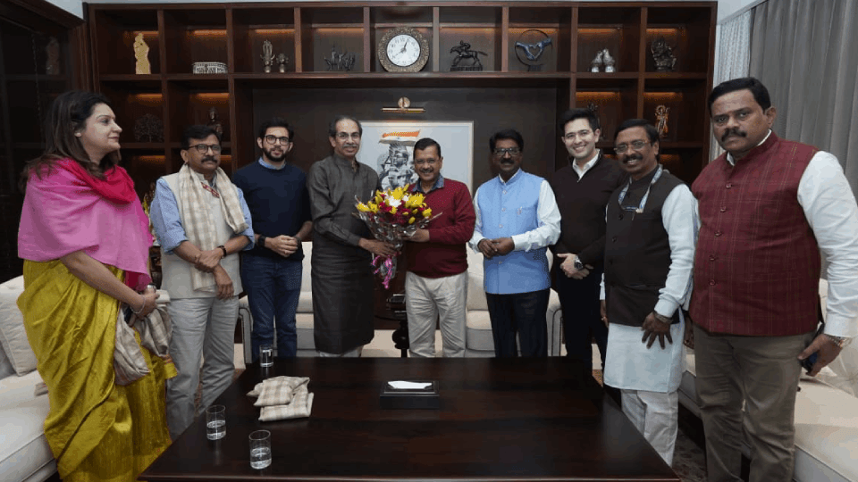 Delhi INDIA Meeting CM Kejriwal met Mamata Banerjee  before India Alliance meeting