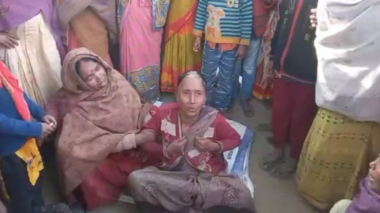 Bihar Crime BJP leader brother murdered by slitting his throat in Motihari