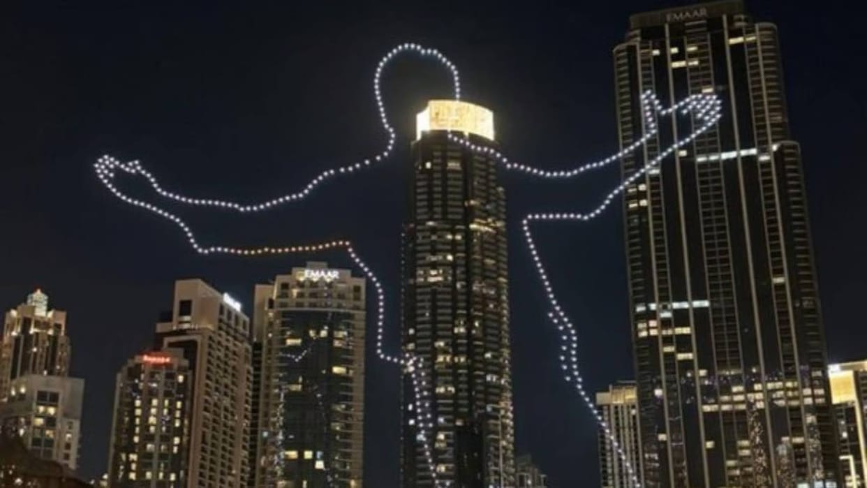 Shah Rukh Khan looks on as drones light up Dubai sky with his signature pose During Film Dunki Promotion
