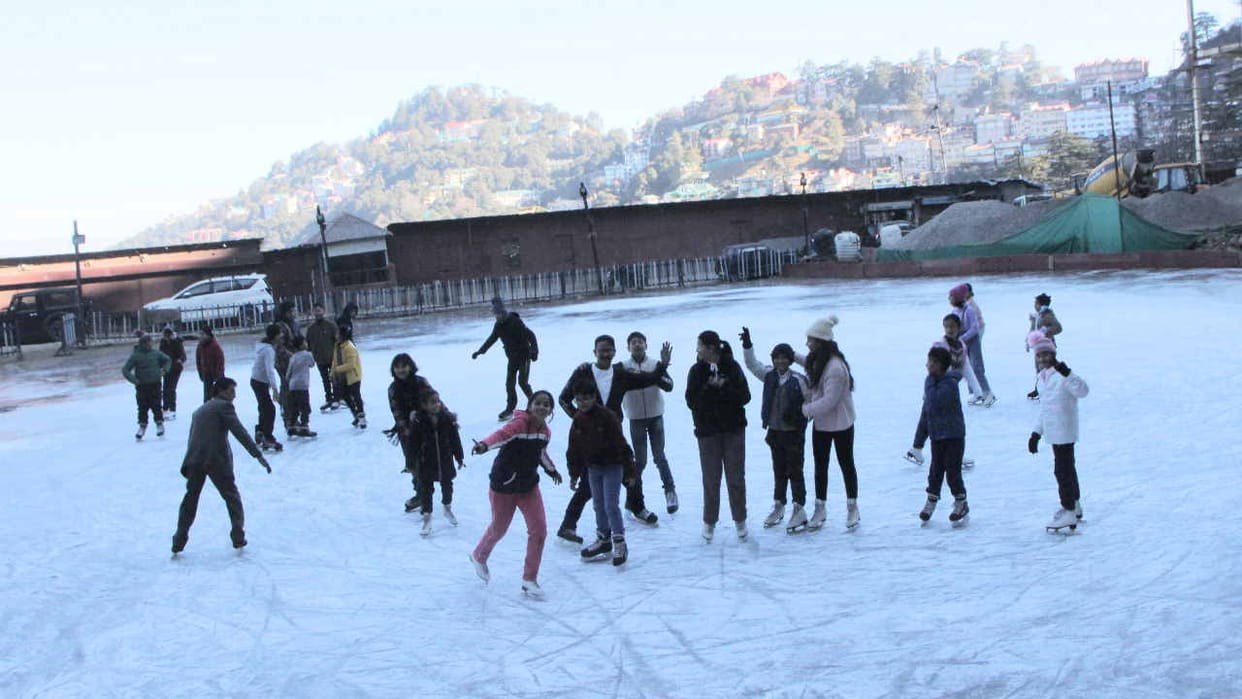 Shimla Ice Skating Rink: Now skating in evening also in Shimla