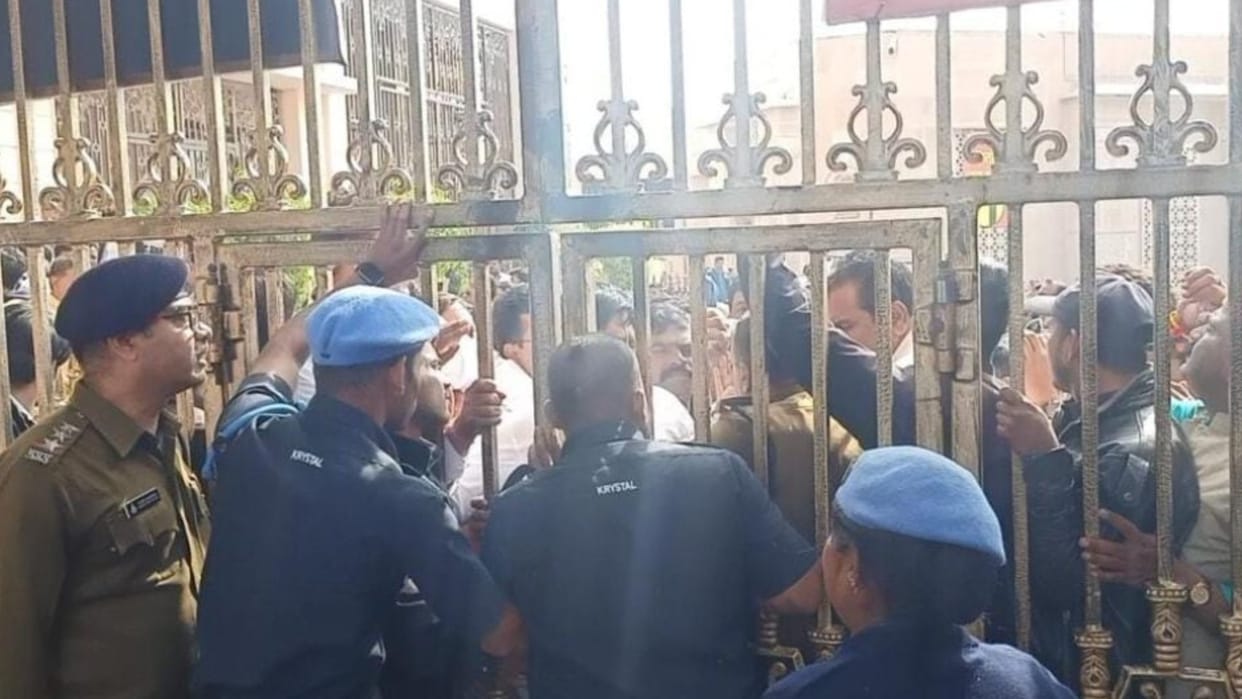 Case registered regarding indecency during Mahakal darshan of Jeetu Patwari