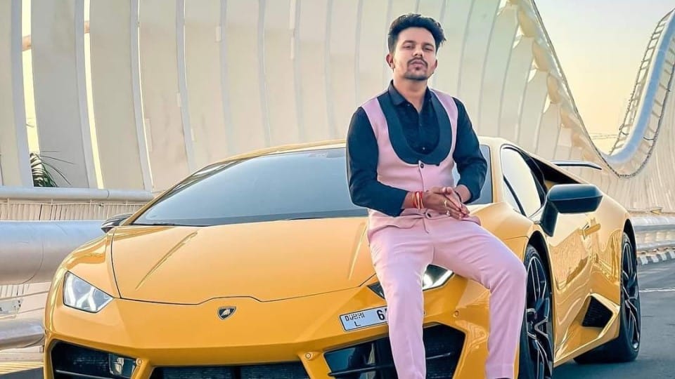 instagram youtube facebook celebrity oye indori robin jindal absconding in crime case