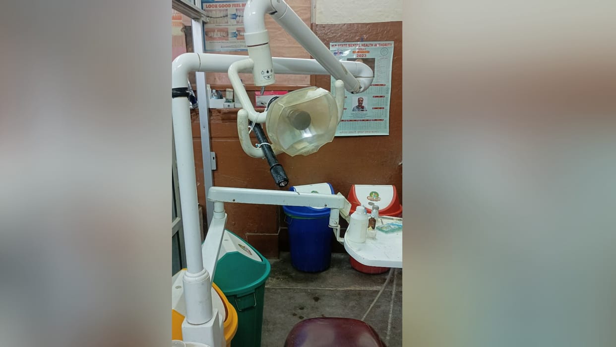 bilaspur News: Civil Hospital Ghumarwin dental chair in poor condition