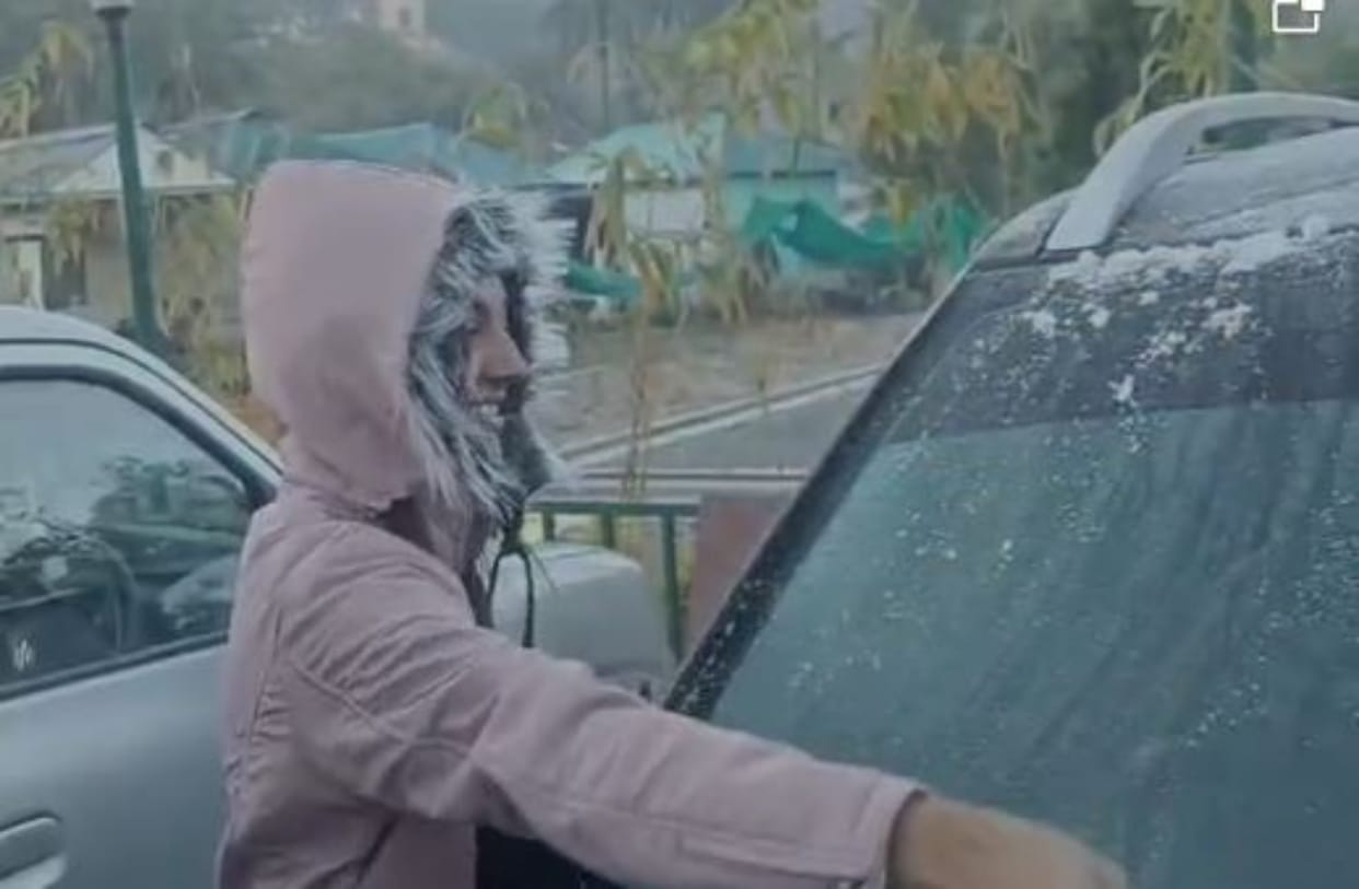 Weather Report: Mercury dropped rapidly in Rajasthan, snow frozen in Fatehpur, minimum temp 3 degrees in Abu