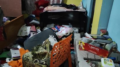 Seven robbers committed robbery worth Rs 30 lakh in house of a businessman and engineer in Begusarai