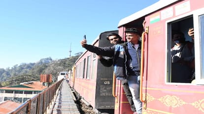 All trains packed for Christmas and New Year in Himachal, long waiting list too
