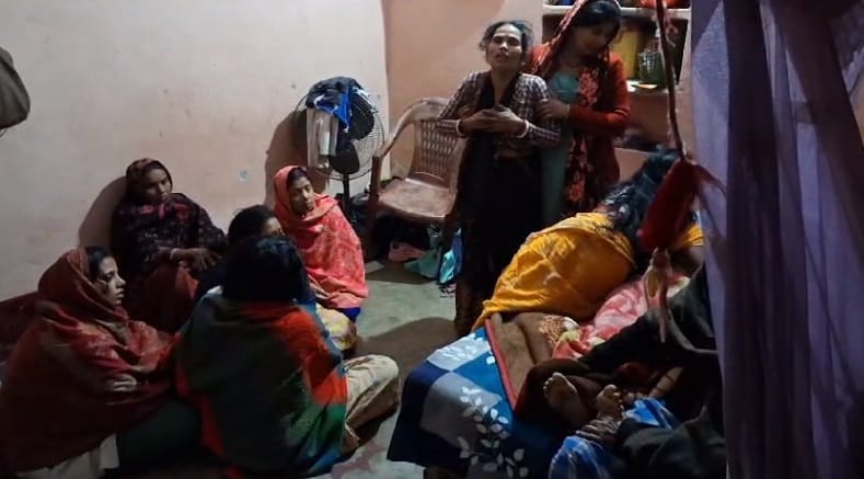 Bihar News: Sixth class student in Bhagalpur found dead body in lodge, family members said - murdered
