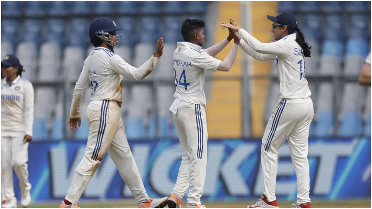 IND W vs AUS W Test Live Score: India Women vs Australia Women 1st Test Day 2 Match Scorecard Updates