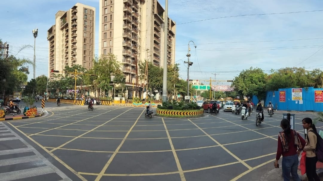Yellow box in indore square