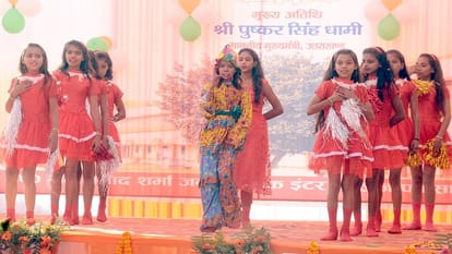 CM Dhami said: UP and Uttarakhand are paying special attention to education, country famous strength knowledge