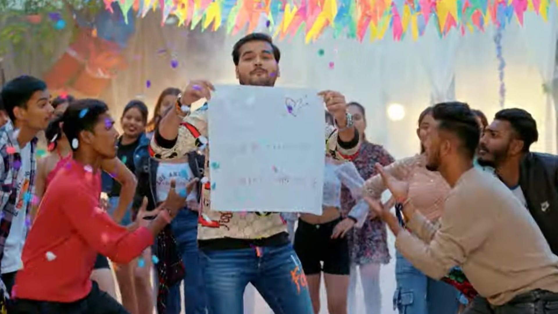 Arvind Akela Kallu New Year Gift For Fans New Song Mile Aawa Naya Saal Pa Released Details Inside