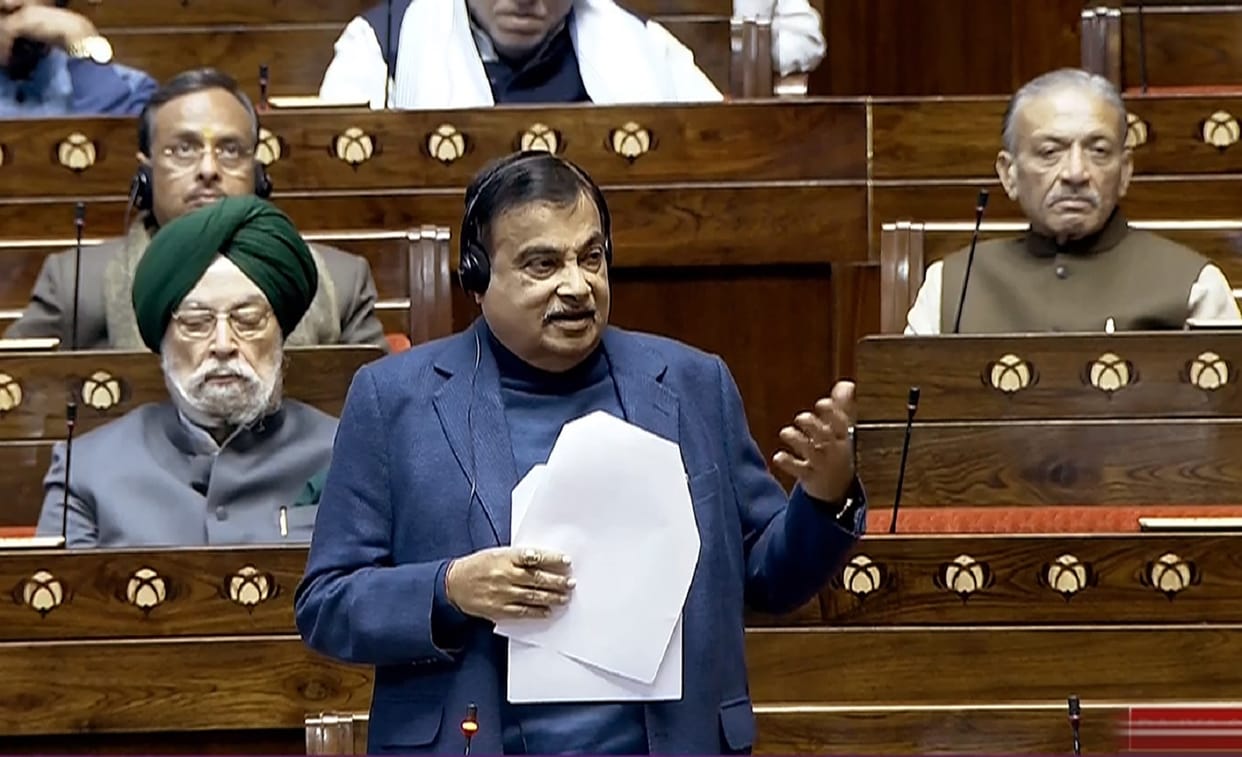 Efforts to complete Chennai-Bengaluru Greenfield Expressway by December says Nitin Gadkari