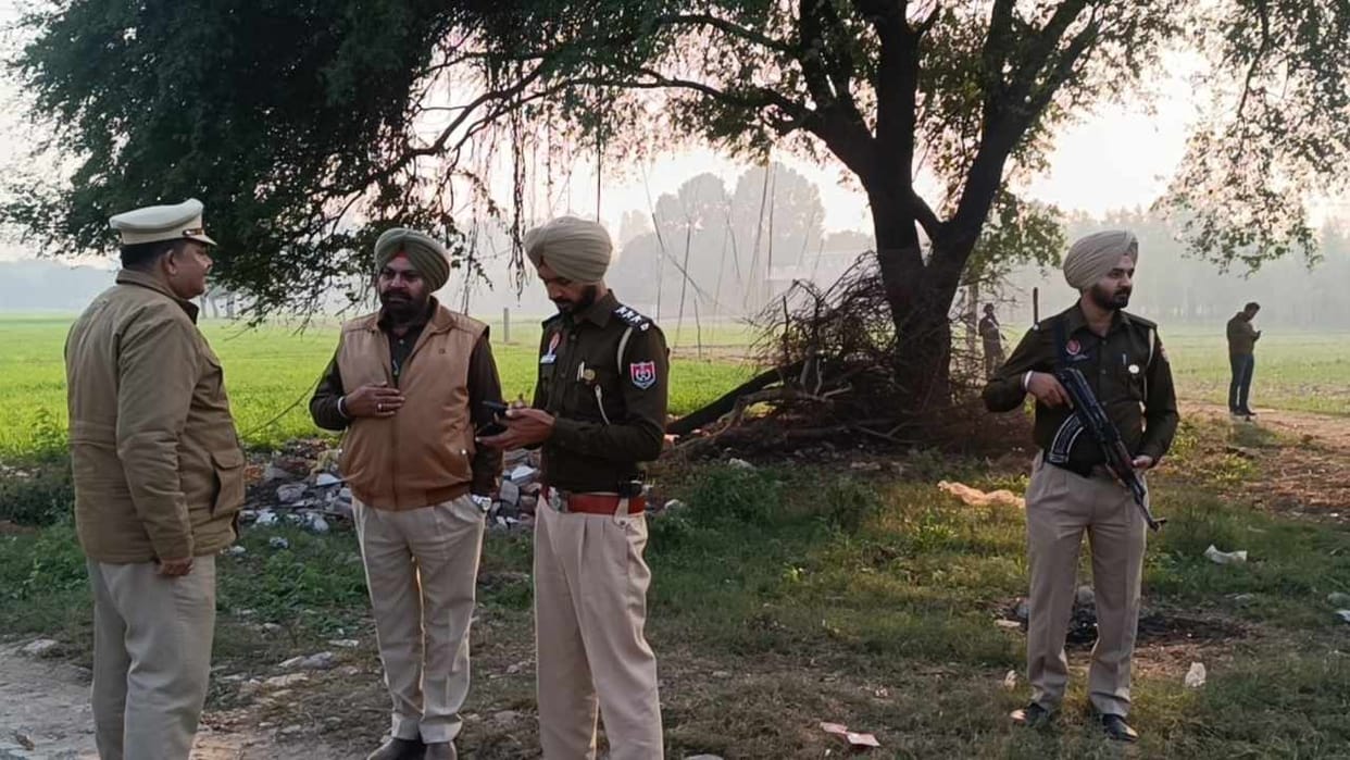 Encounter Between Tarntaran cia staff and gangsters