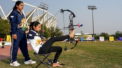 Lok Sabha Elections: Para archer Sheetal became the icon of Election Commission, exhibition cricket match