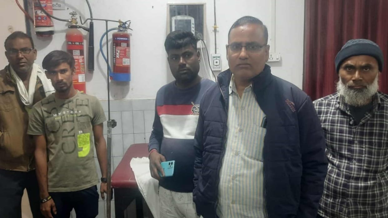 Two brothers died in collision with uncontrolled car in siddharthnagar