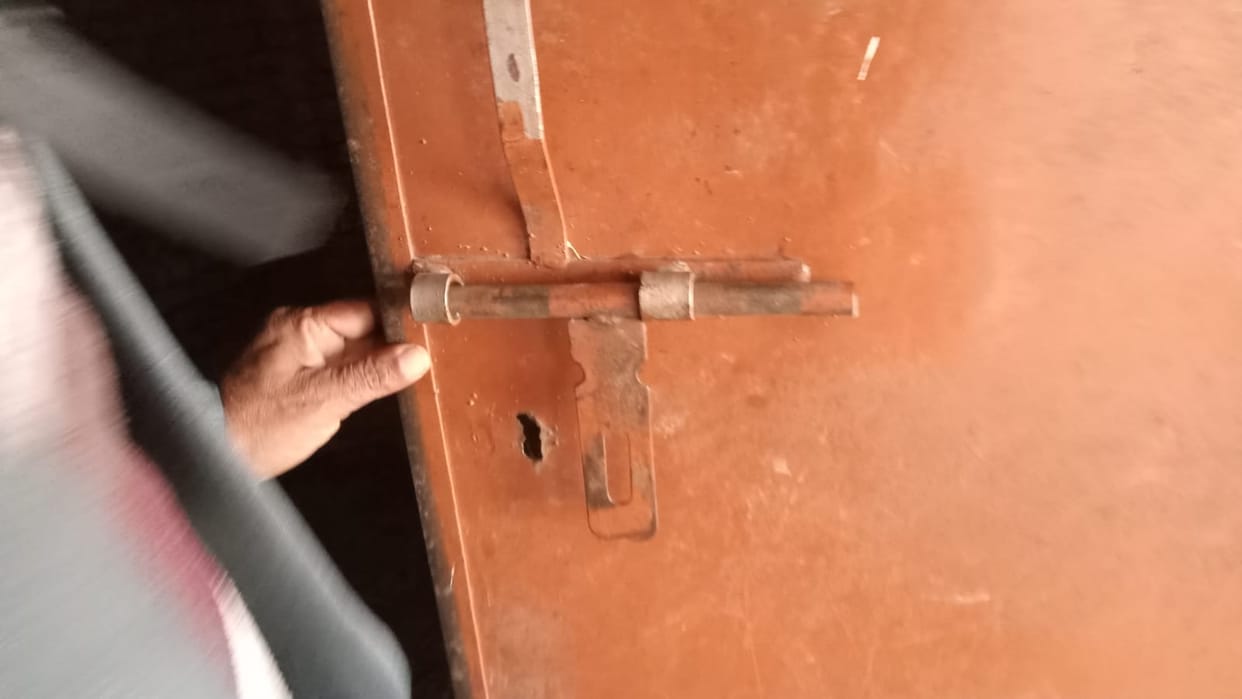 17 goats were stolen by breaking the latch in Fatehpur, the widow was earning her living by rearing goats
