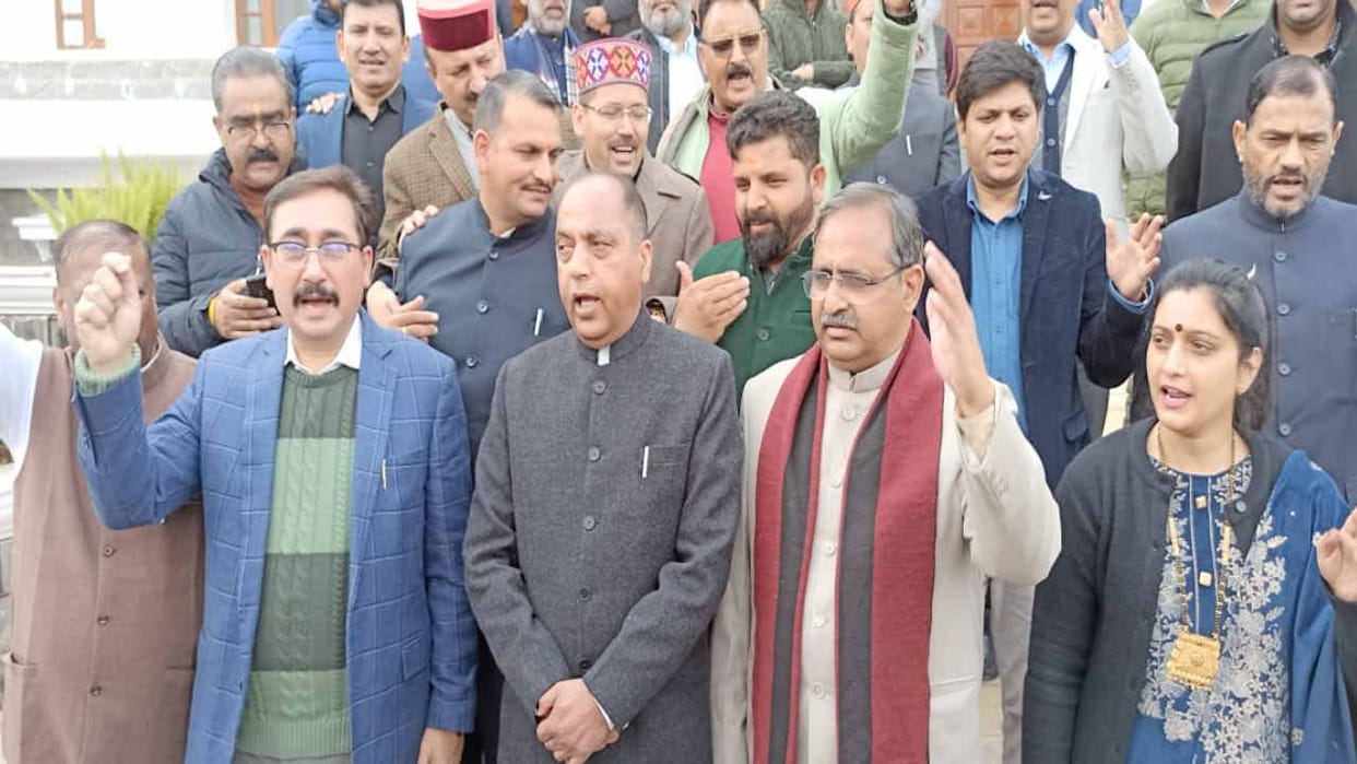 HP Assembly Winter Session: Ruckus in the House on the issue of unemployment, opposition walked out by raising