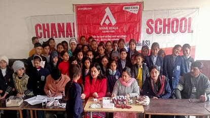 Hathras News: अमर उजाला फाउंडेशन ने लगाया शिविर, 410 बच्चों की हुई निशुल्क जांच, परामर्श भी दिया 410 children examined for free in the camp of Amar Ujala Foundation