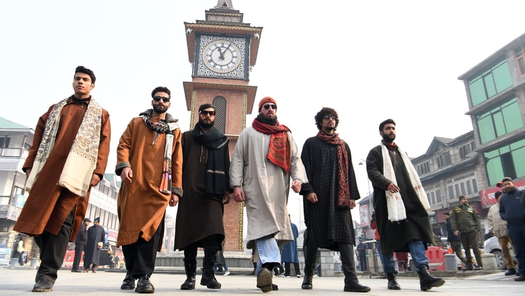 srinagar: Ramp walk at Lal Chowk PM Modi cutout worn with cashmere pheran