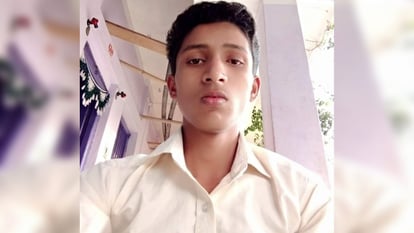 Bihar News: बीए पार्ट वन की परीक्षा देने जा रहे दो छात्रों को ट्रक ने कुचला, एक की मौके पर मौत; दूसरा ऐसे बचा Two students going to appear for BA Part One exam in Jamui were crushed by a truck, one died on spot