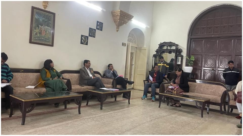 Meeting on arrangements for Urs in Amjer instructions given to officials