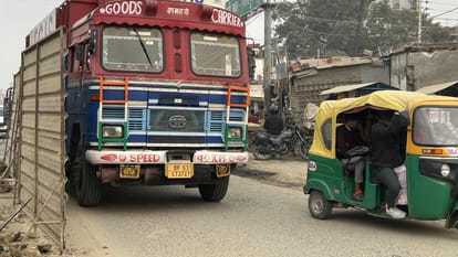 Gorakhpur traffic Encroachment removed from Golghar road
