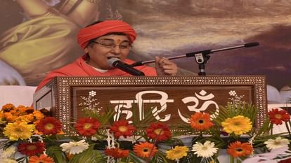 Aligarh News: स्वामी श्री भुवनेश्वरी देवी का रूहानी सत्संग जारी, बोले-प्रभु की शरण में है सब मंगल ही मंगल Spiritual satsang of Swami Shri Bhuvaneshwari Devi continues
