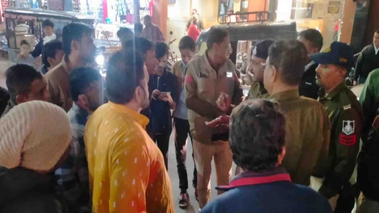 Police launched search operation regarding sale of China door in Ujjain