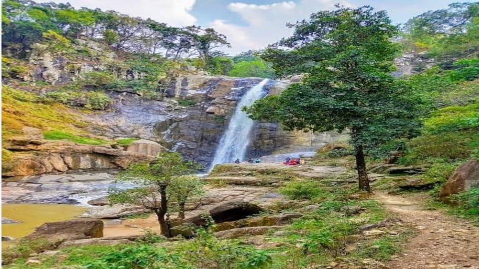 Powai waterfall falls from a height of 100 feet in Balrampur