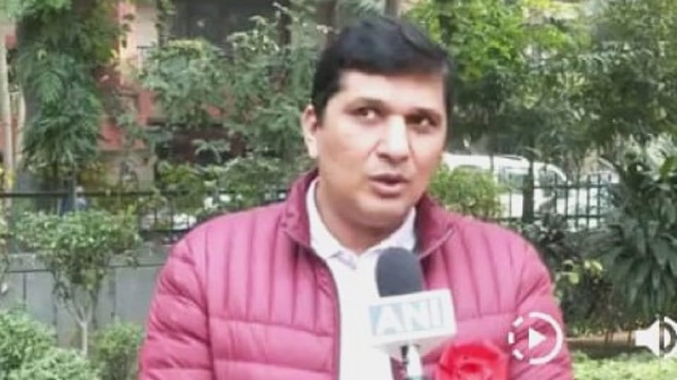 Saurabh Bhardwaj said that the central government is adopting a dual attitude in investigating corruption