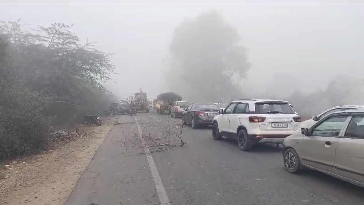 Dense fog leads to massive traffic disruptions in different states including Uttar Pradesh and Punjab