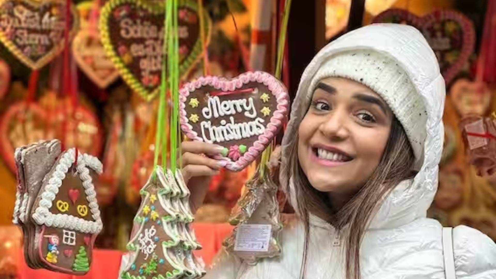 Divyanka Tripathi Debina Bonnerjee shraddha Arya Tv celebs celebrated Christmas 2023 see inside pics