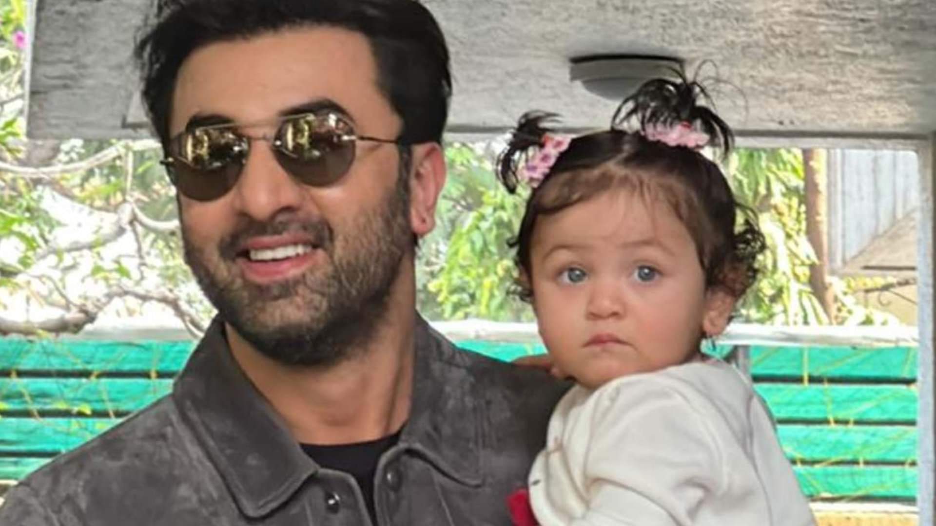 ranbir kapoor alia bhatt make first public appearance of Raha reveals daughter face on Christmas video viral
