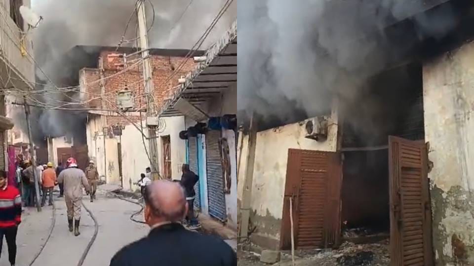 Fire broke out in seat cover warehouse in Karawal Nagar