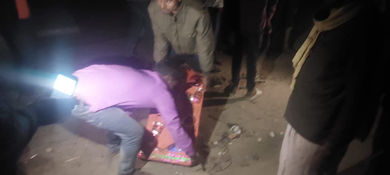 Fathers grief was heavy on God, He went to the temple and cried, then broke the idols in Fatehpur