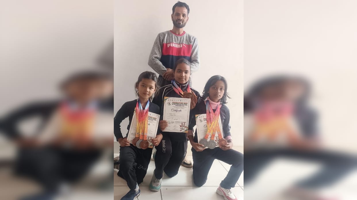 National Lathi Tournament Three players from Shahdol won nine medals including gold silver and bronze