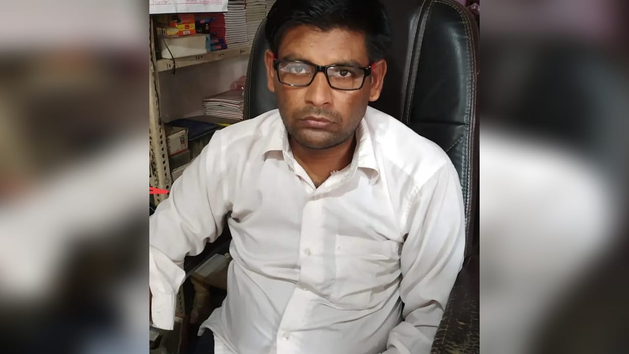 Bike collides with parked tractor-trolley, tiny branch operator dies
