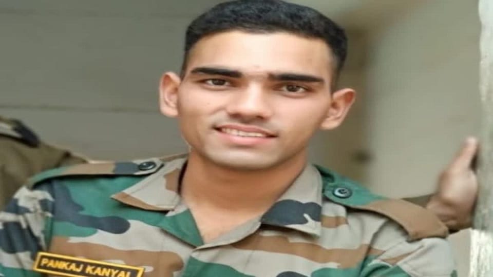 soldier Pankaj Kanyal from Pithoragarh died in Jammu and Kashmir
