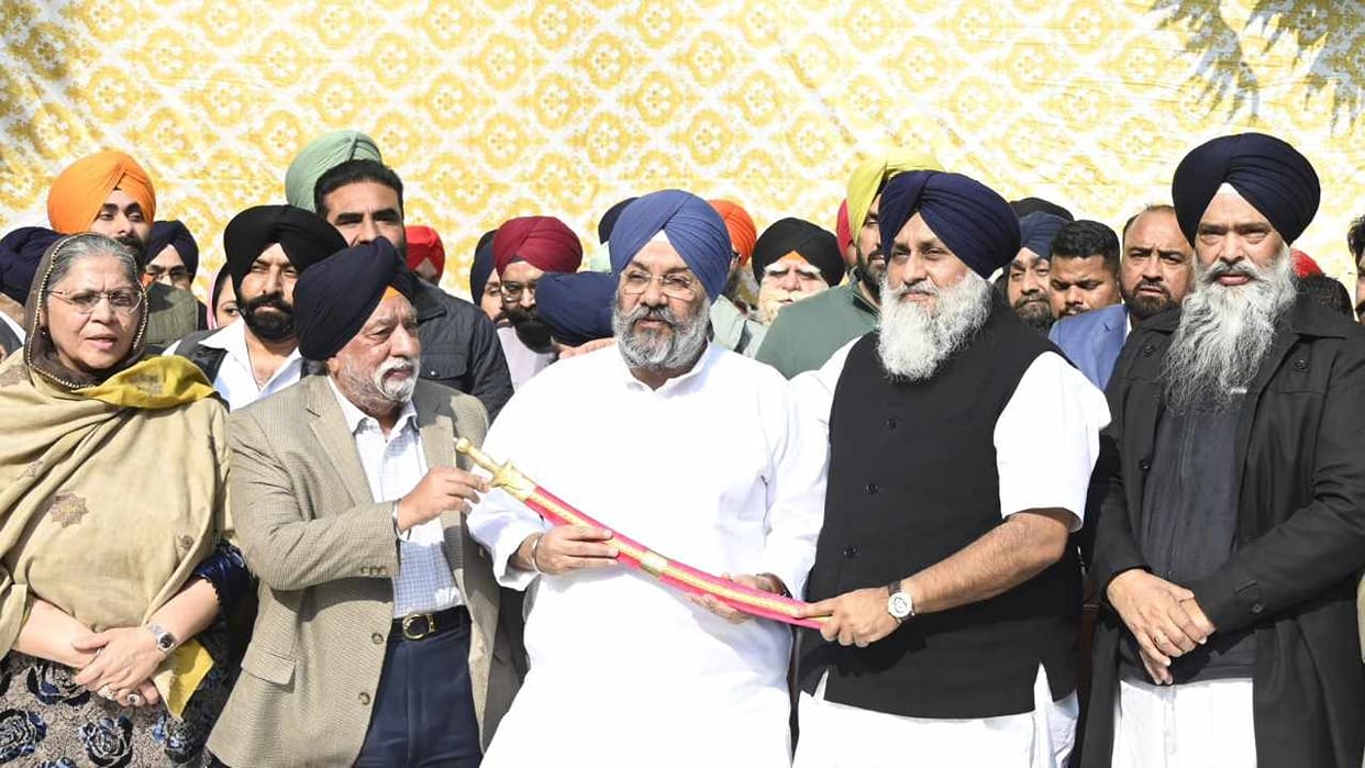 Manjit Singh GK joins Shiromani Akali Dal