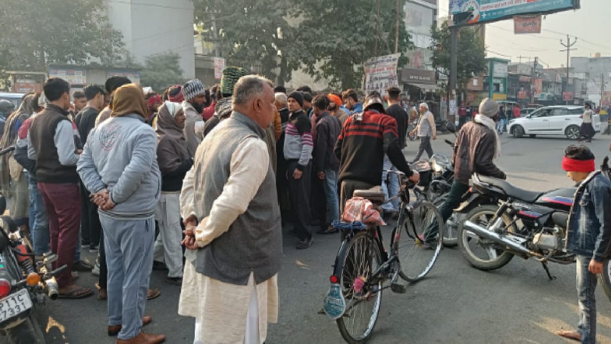 Saharanpur: anger in Hindu organization due to cow slaughter and head of cow found in Saraswati Shishu Mandir
