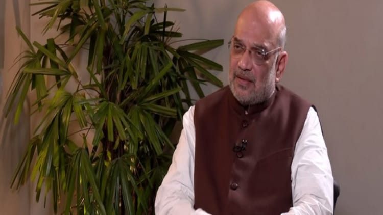 Amit Shah Pays Tributes To Guru Gobind Singh, His Sons, Wife On Veer ...