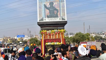 lg unveiled Statue of Baba Banda Singh Bahadur installed in Bhagwati Nagar Chowk jammu