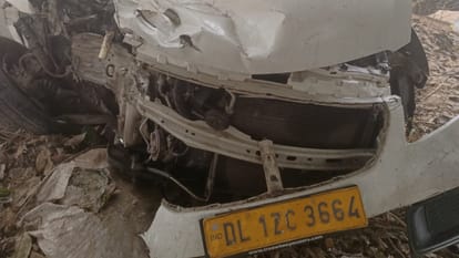 man killed as car collides with truck due to fog in budaun