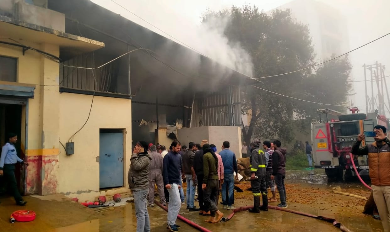 Kanpur Fire, Massive fire in Goldie Masala Factory, accident caused by short circuit, loss worth lakhs