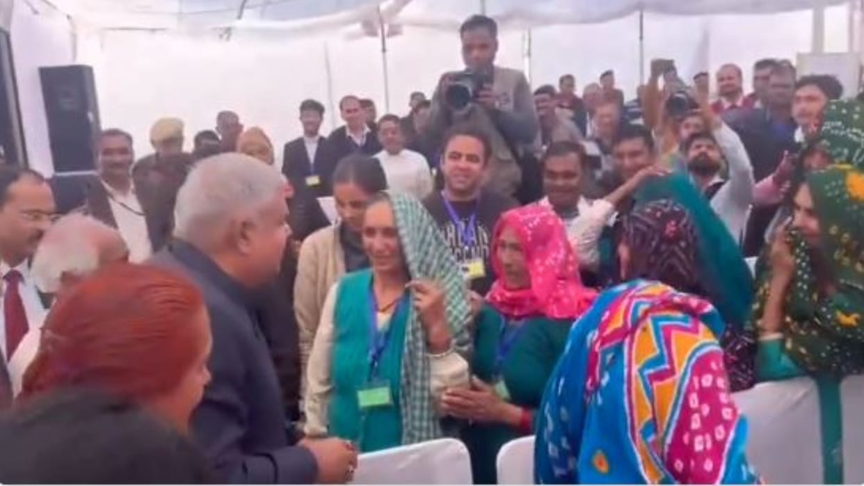 Haryana: Vice President Dhankhar broke the protocol and met the farmers sitting in the pandal