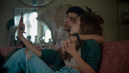 Kho Gaye Hum Kahan Review by Pankaj Shukla Arjun Varain Singh Adarsh Gourav Ananya Pandey Siddhant Chaturvedi