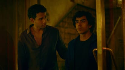 Kho Gaye Hum Kahan Review by Pankaj Shukla Arjun Varain Singh Adarsh Gourav Ananya Pandey Siddhant Chaturvedi