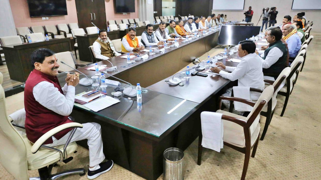 MP Cabinet: After the oath of ministers, Chief Minister Mohan called a cabinet meeting