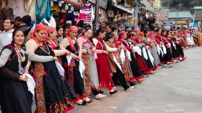 Manali Winter Carnival Mahanati rehearsal by 400 women