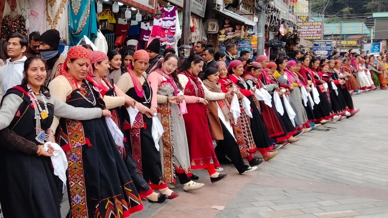 Manali Winter Carnival Mahanati rehearsal by 400 women